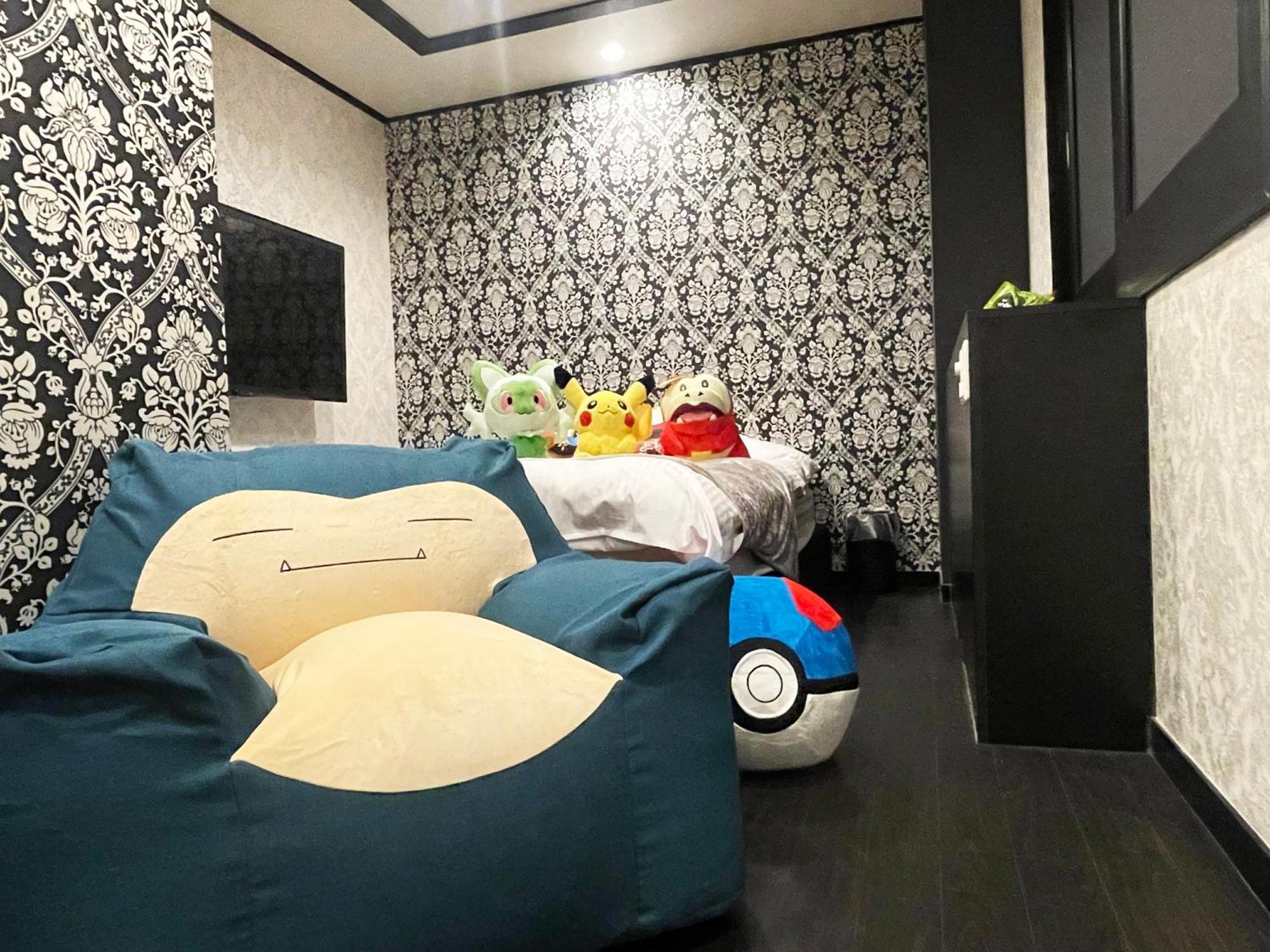 รักโรงแรม Xenia (adults Only)