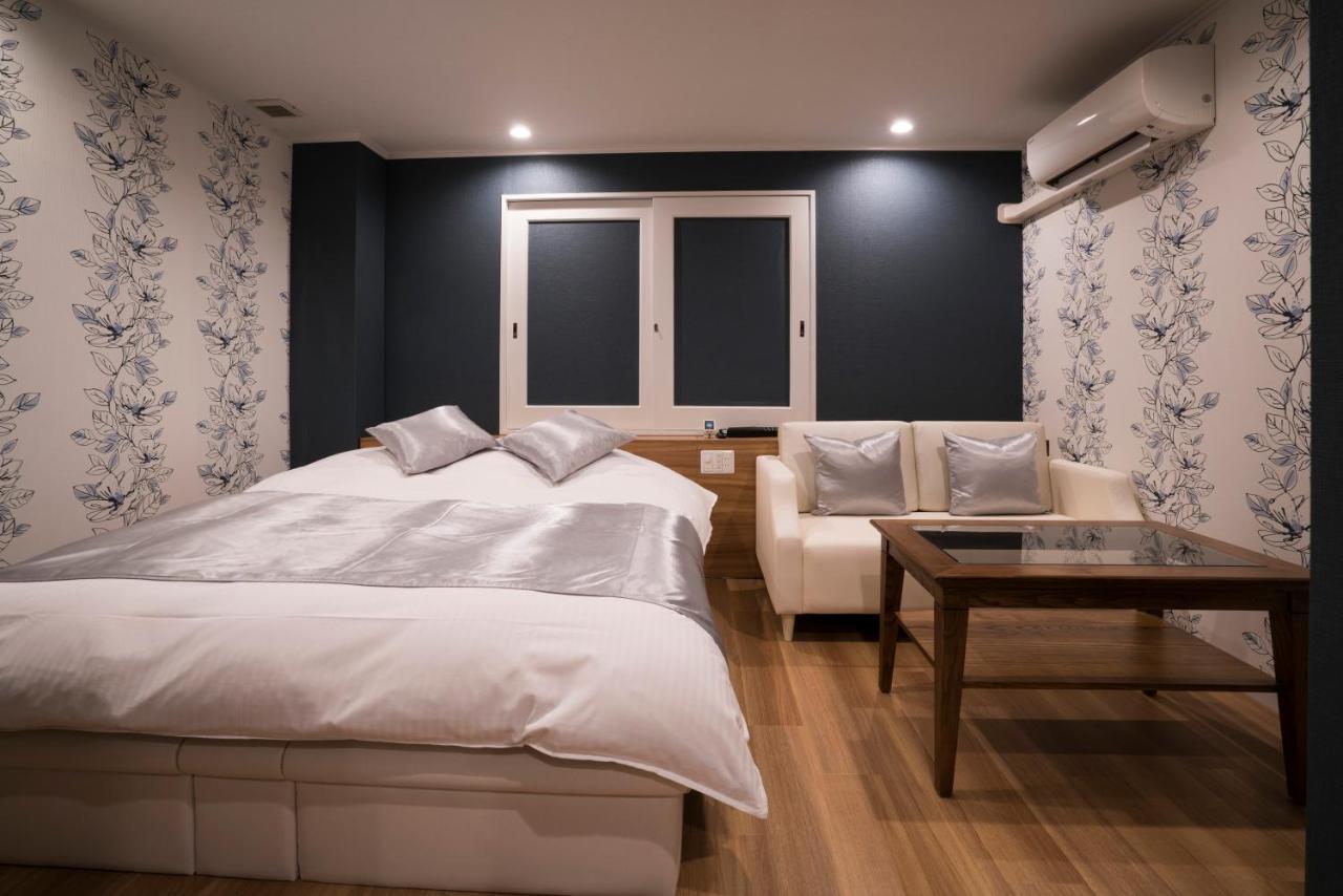 Xenia (adults Only) รักโรงแรม 3*